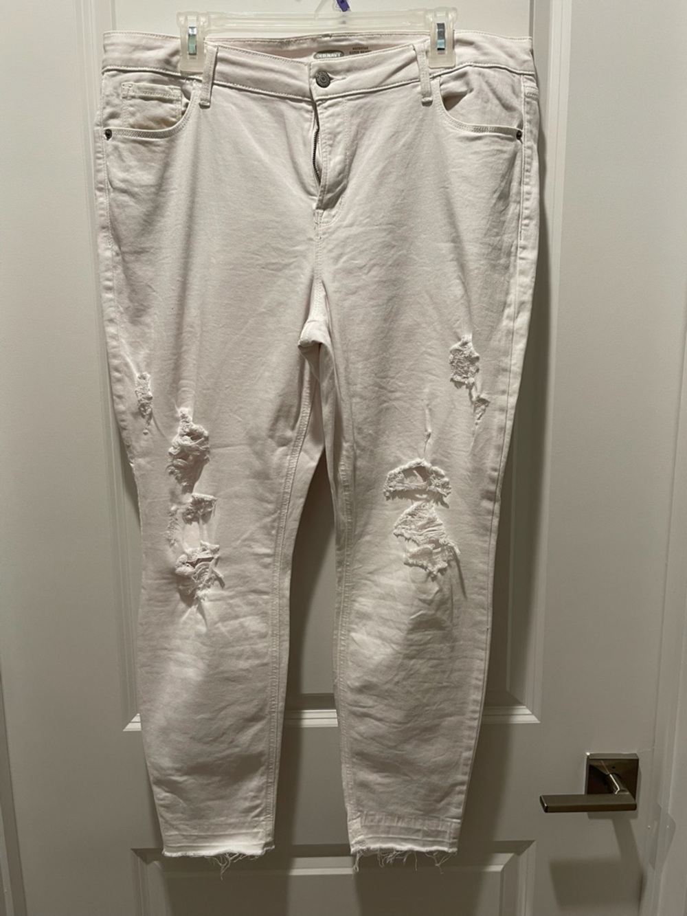 Old Navy White Distressed Rockstar Super Skinny Jeans